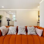 Semesterbostad Douro Prestige Urban Retreat With Shared S-pool & Gym