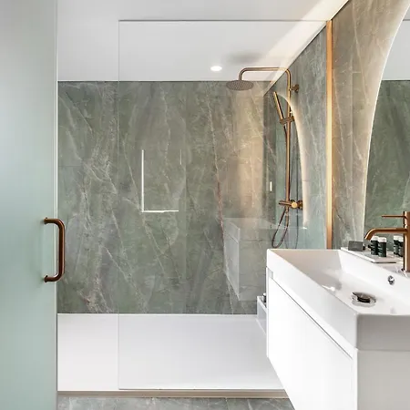 度假居 Douro Prestige Urban Retreat With Shared S-pool & Gym *