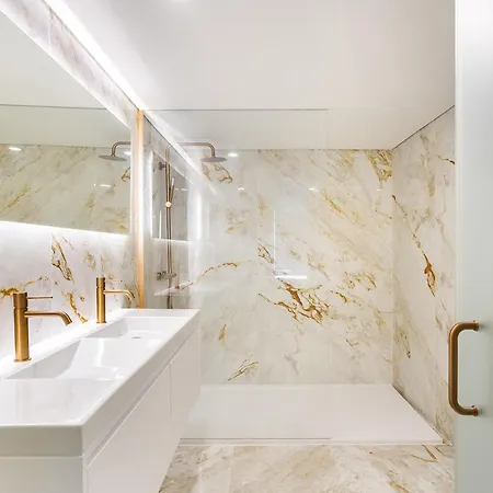 Douro Prestige Urban Retreat With Shared S-pool & Gym 度假居