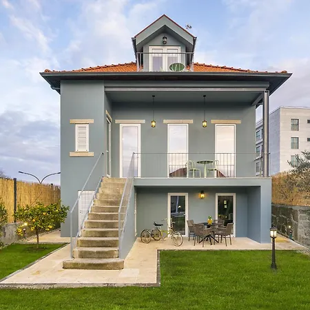 Douro Prestige Urban Retreat With Shared S-pool & Gym 度假居