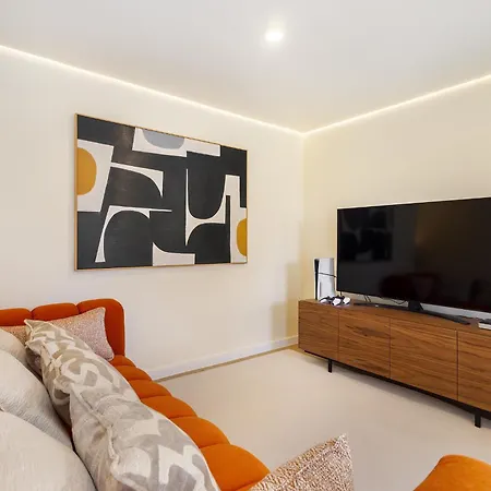 Prázdninový dům Douro Prestige Urban Retreat With Shared S-pool & Gym Porto