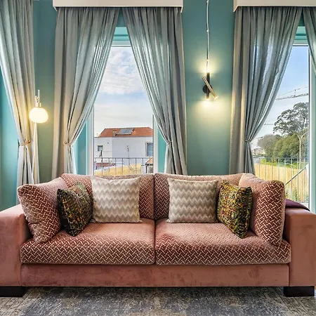 Douro Prestige Urban Retreat With Shared S-pool & Gym Holiday home Porto