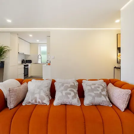 Ferienhaus Douro Prestige Urban Retreat With Shared S-pool & Gym