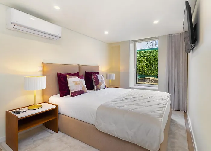 Douro Prestige Urban Retreat With Shared S-pool & Gym