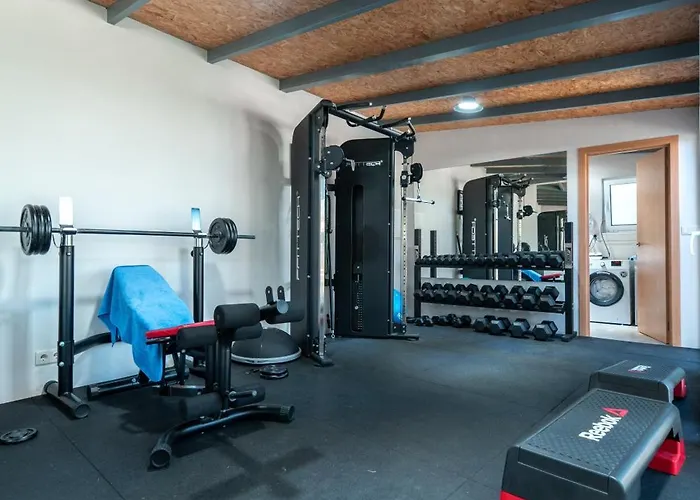 Douro Prestige Urban Retreat With Shared S-pool & Gym Oporto