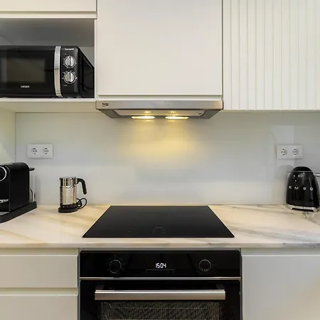 Douro Prestige Urban Retreat With Shared S-pool & Gym בית נופש