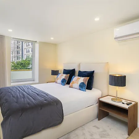 Douro Prestige Urban Retreat With Shared S-pool & Gym בית נופש פורטו