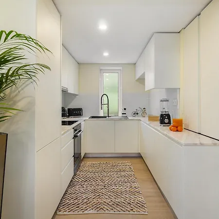 Douro Prestige Urban Retreat With Shared S-pool & Gym