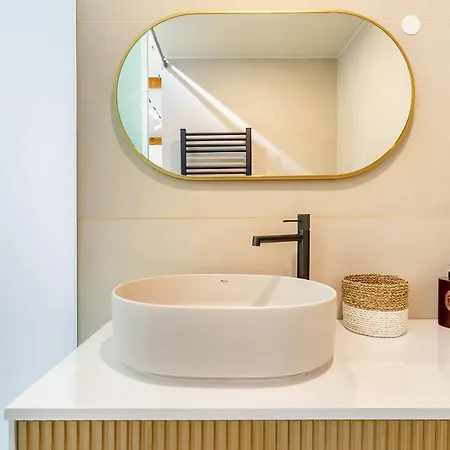 Douro Prestige Urban Retreat With Shared S-pool & Gym Semesterbostad