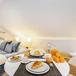Douro Prestige Urban Retreat With Shared S-pool & Gym Holiday home *