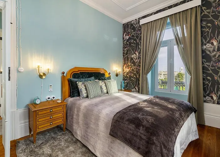 Semesterbostad Douro Prestige Urban Retreat With Shared S-pool & Gym *