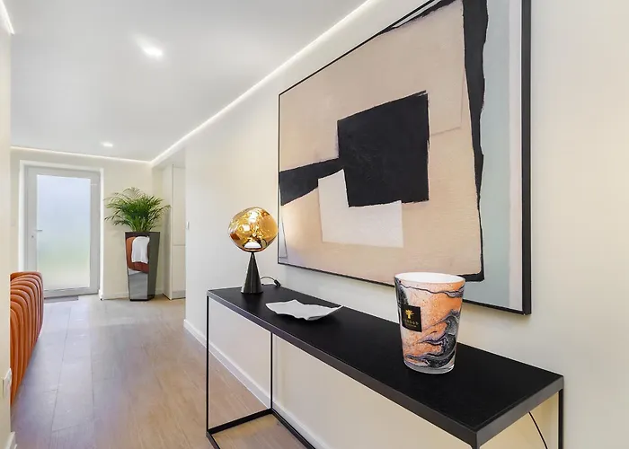 Douro Prestige Urban Retreat With Shared S-pool & Gym